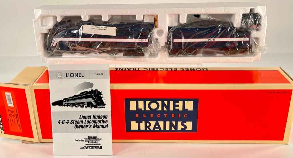 New Lionel 4 – 6 – 4 Wabash – Loco and Tender #6 – 18046: New Lionel 4 – 6 – 4 Wabash – Loco and Tender #6 – 18046, boxed and in C10.