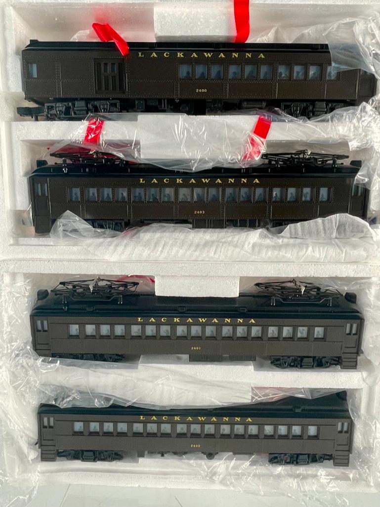 New Lionel Lackawanna Multi – Unit Commuter Cars (1 of 5)
