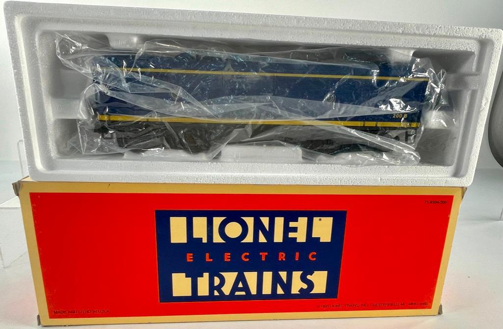 New Lionel ATSF F – 3 B – Unit with Rail Sounds II (1 of 3)