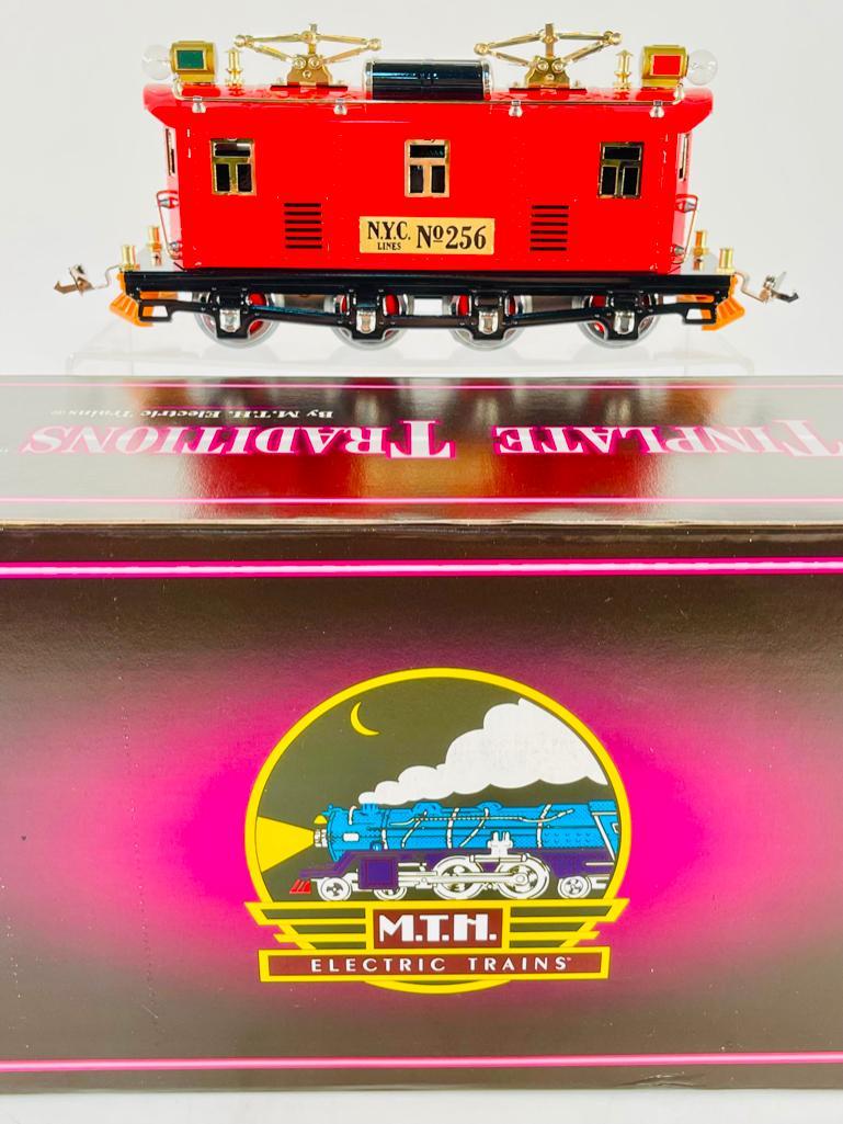MTH Tinplate Traditions #256 O Gauge Electric Red with ProtoSound 2 (1 of 4)
