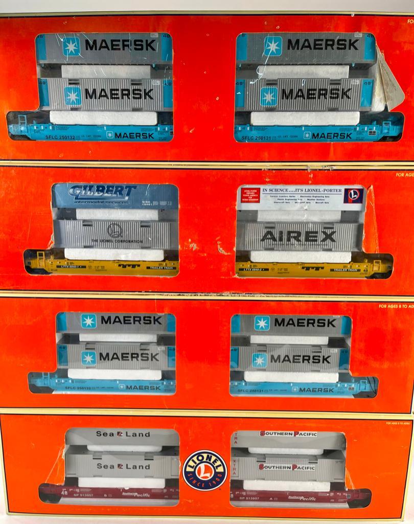 New Lionel 6840 Lionel Doublestack Set, Maersk Maxi-Stack X2 and the Southern Pacific Maxi-Stack (1 of 6)