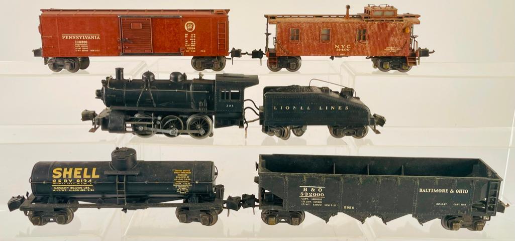 Lionel Prewar O Gauge 203 Switcher with 2203B Tender with Four (4) Semi-Scale Freight Cars (1 of 2)