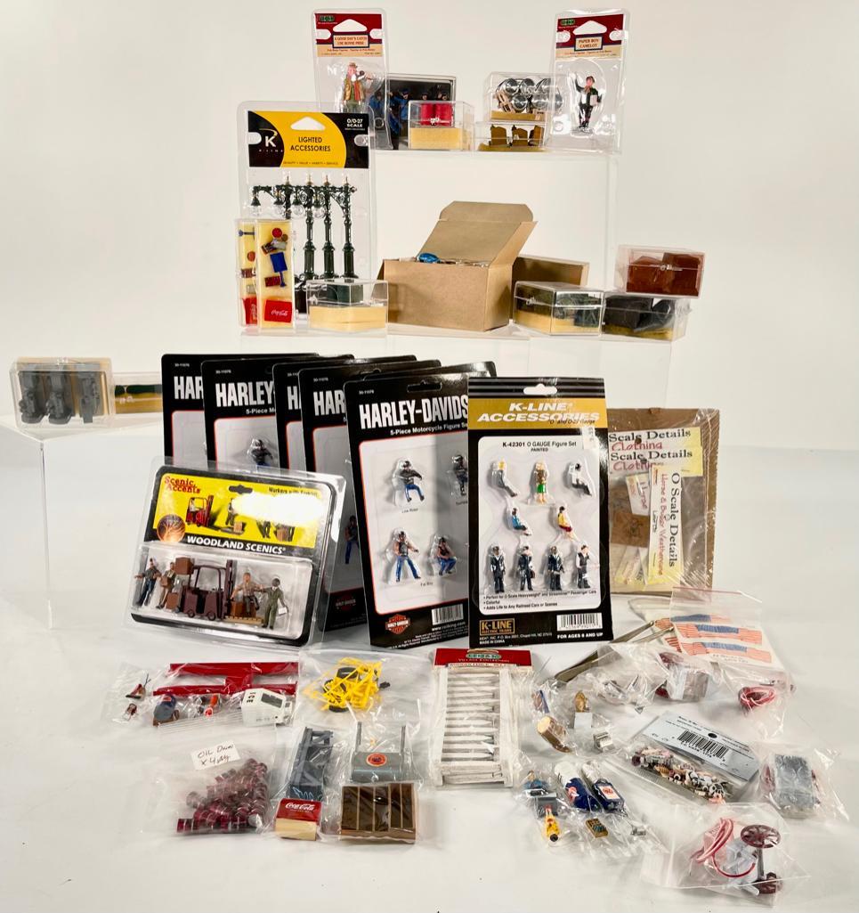 K-Line Figure Set, MTH Harley-Davidson Figure Set X6 & other misc. items in plastic packaging (1 of 8)