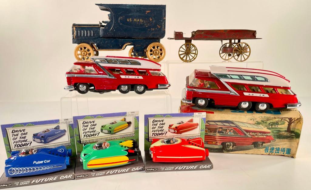 Schyling and Futuristic Cars X3, Friction bus in box and old US Mail Truck and Wagon (1 of 15)