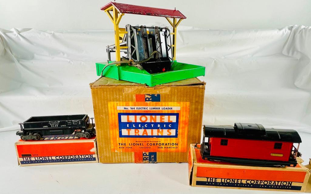 Lionel Prewar O Gauge #164 Electric Lumber Loader, 3559 Dump Car and #817 Caboose (1 of 13)