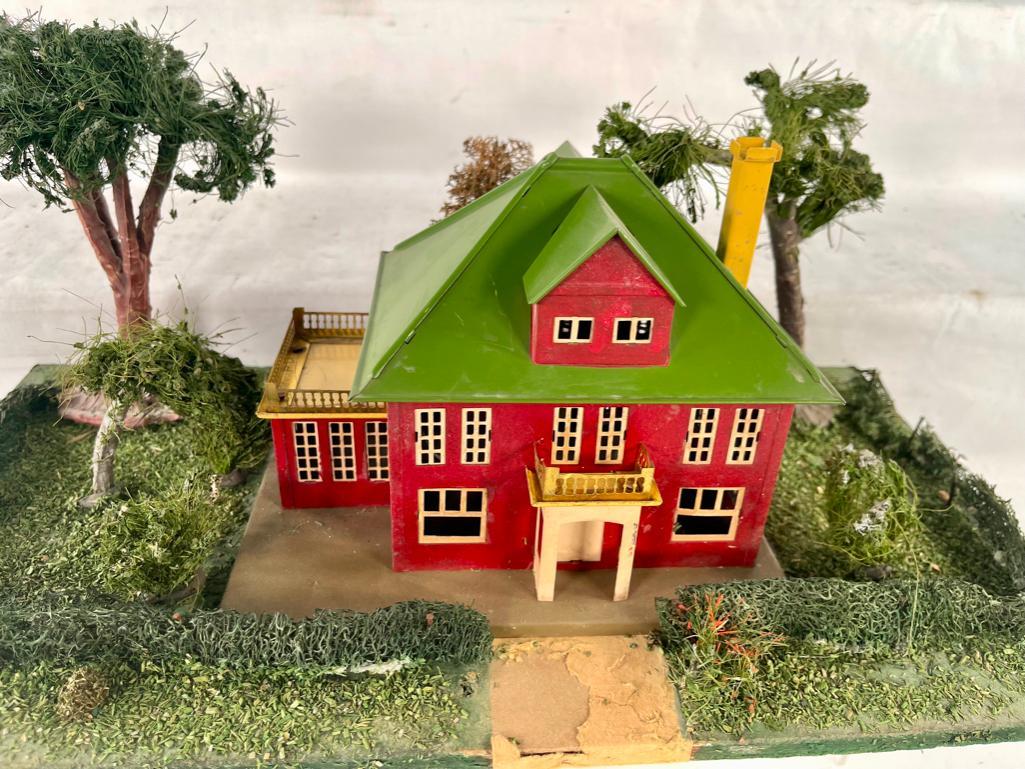 Lionel Prewar #911 Landscaped Country Estate (1 of 6)