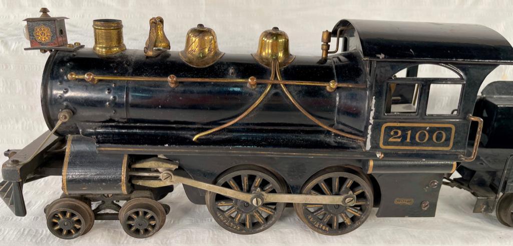 Voltamp Prewar  2 inch Gauge mid-period 2100 Steam Locomotive and Tender (1 of 18)