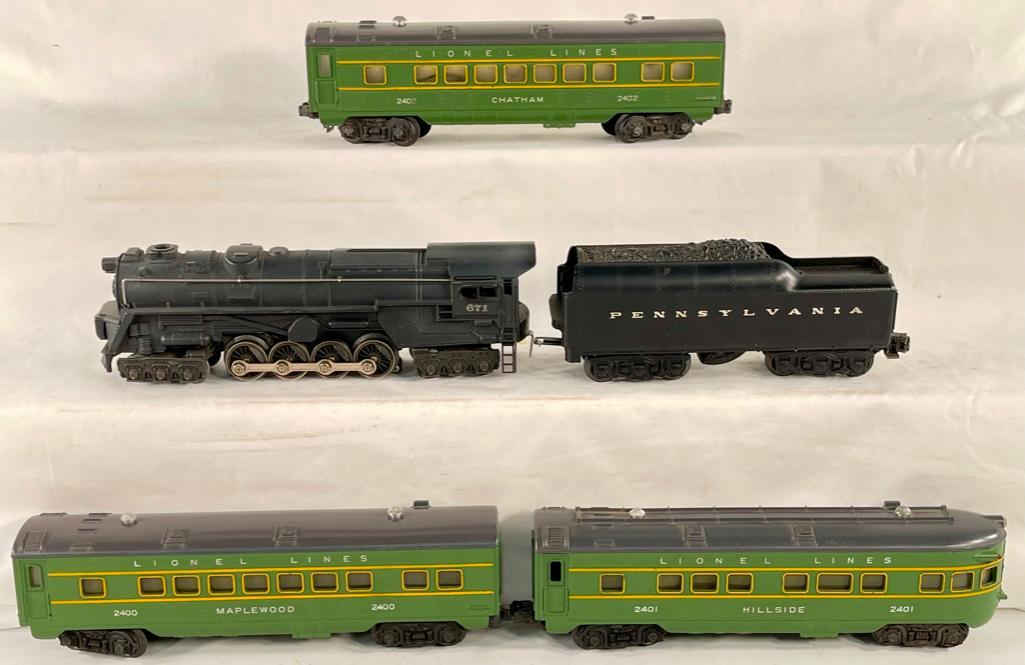 Lionel Postwar 671 Loco and 2671W Tender and 2400  - 2401  - 2402 Green Passenger Cars (1 of 20)