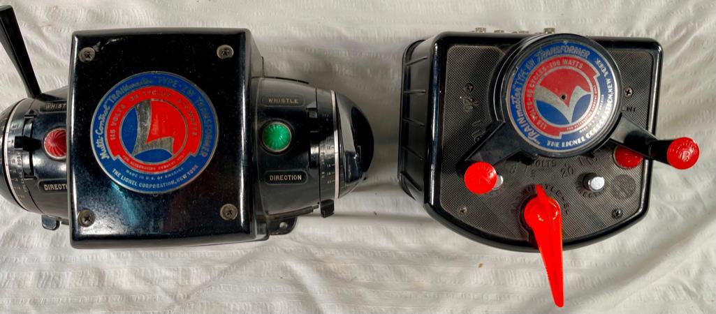 Lionel Postwar Trainmaster Type KW Transformer and Trainmaster Type  - ZW Transformer (1 of 5)