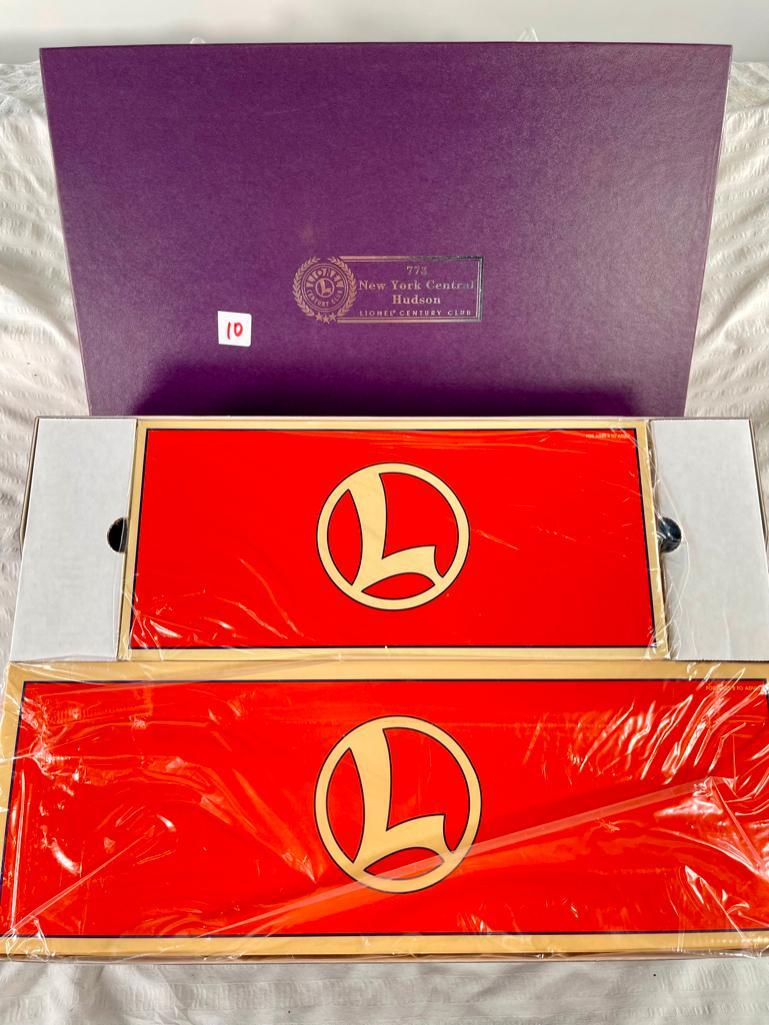 New Lionel 773 Century Club New York Central Hudson Loco and Tender (1 of 3)