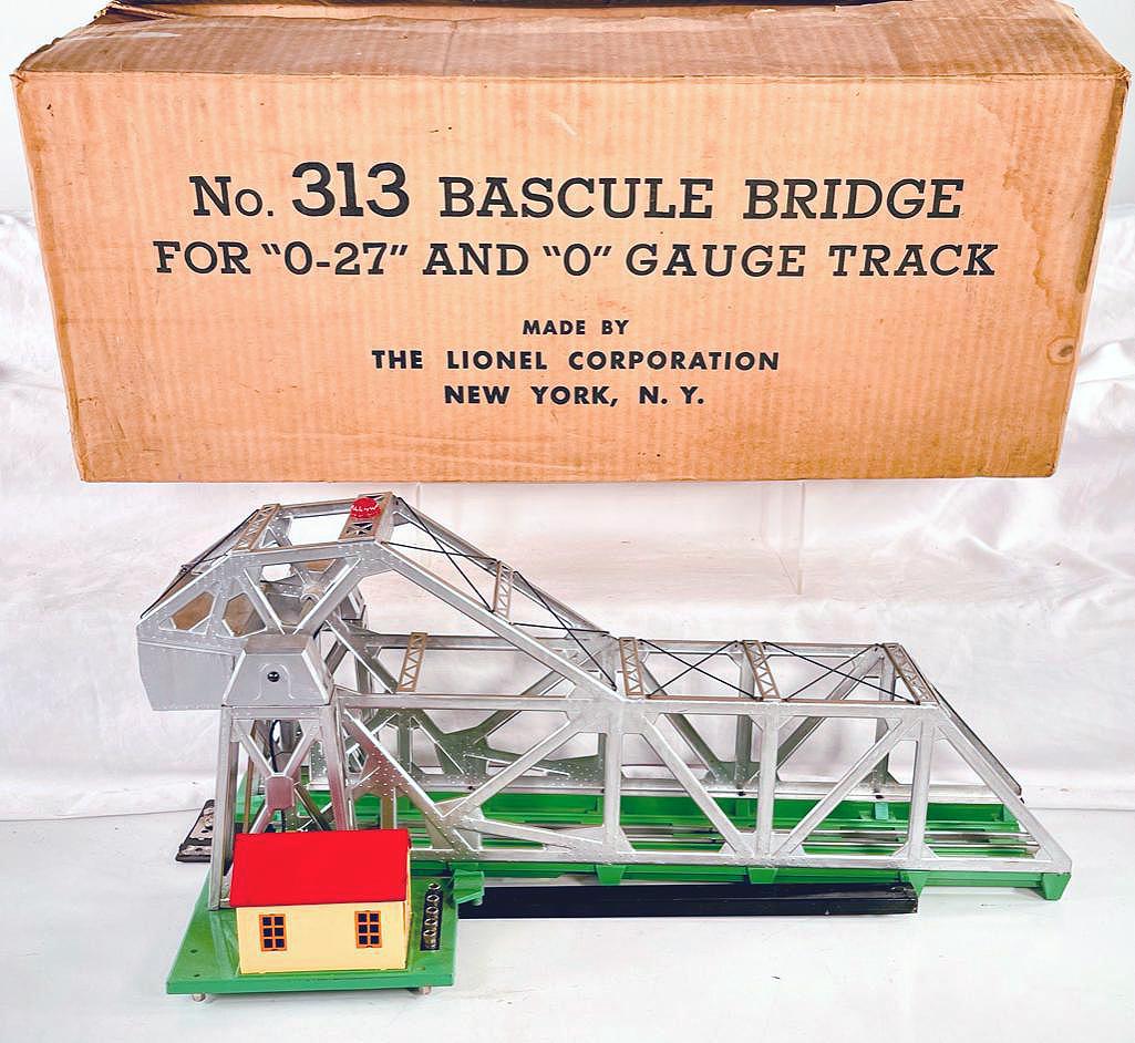 Lionel Postwar O Gauge 313 â€“ Bascule Bridge (1 of 10)