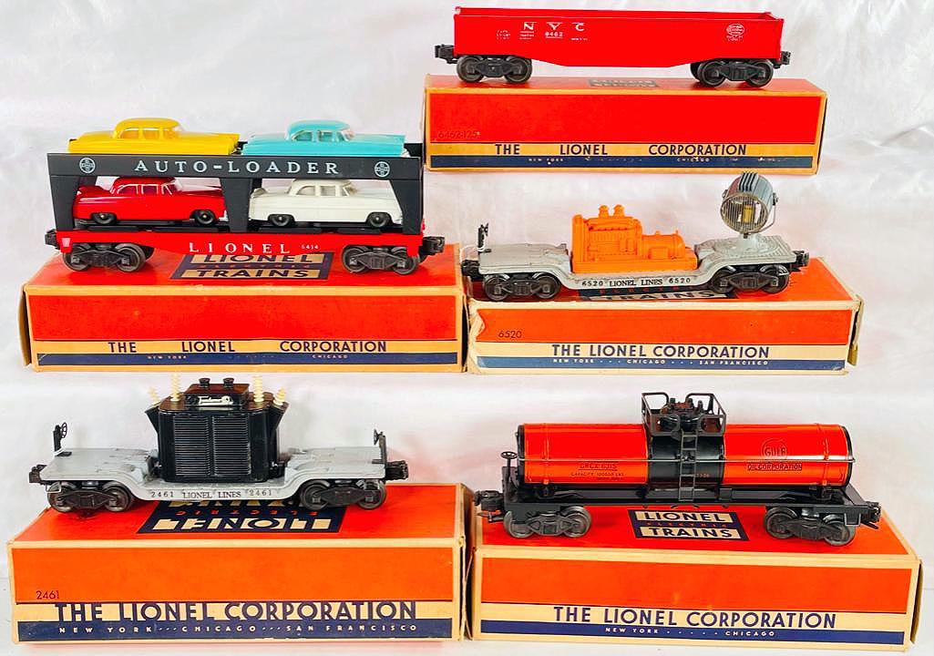Lionel Postwar Five (5) Assorted Freight Cars (1 of 7)