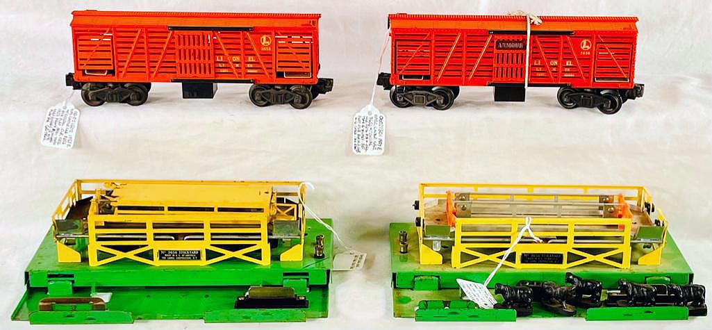 Lionel Postwar 3656 Cattle Car with Platform from 1956 (1 of 10)
