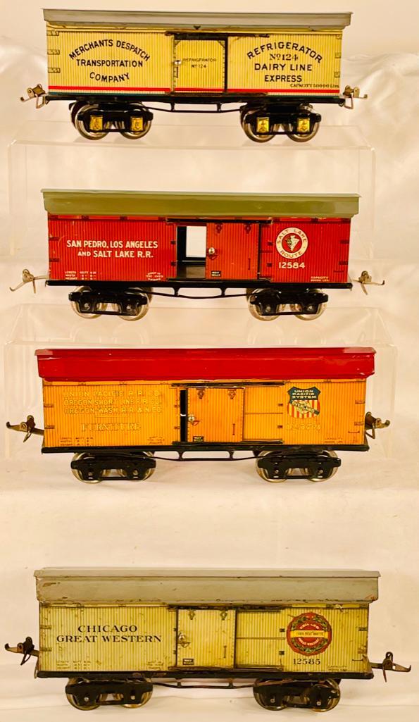 Ives Prewar O Gauge Four (4) Assorted 9 inch Box Cars (1 of 8)