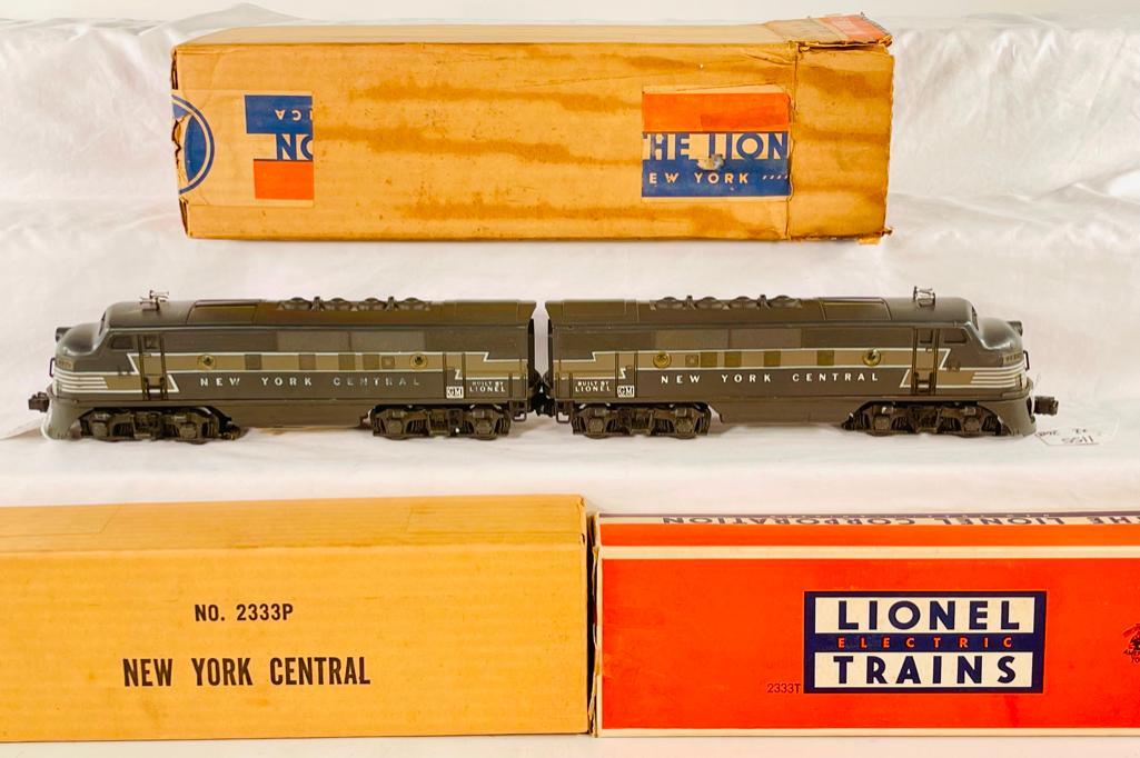 Lionel Postwar 2333 New York Central A -A Diesel Units (1 of 11)