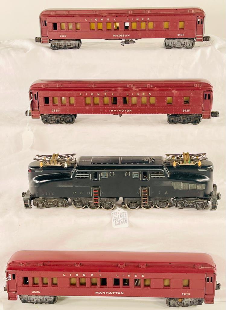 Lionel Postwar Black 2332 GG1 and Three (3) Manhattan Cars (1 of 6)