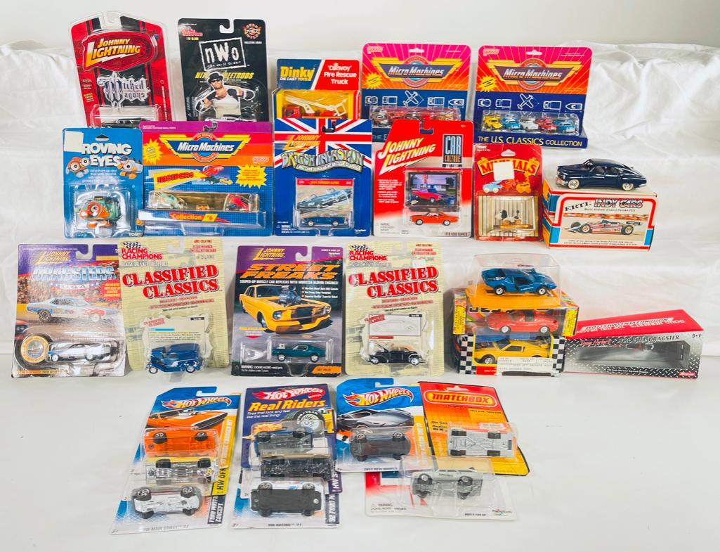 Mattel - Johnny Lightning (1 of 4)