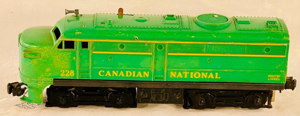 Lionel Postwar 228 Canadian National Alcoa Powered Unit (1 of 6)