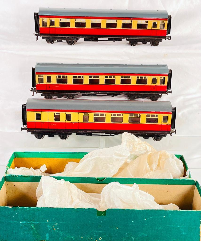 Bassett Lowke Prewar O Gauge BRR Coach X3 (1 of 5)