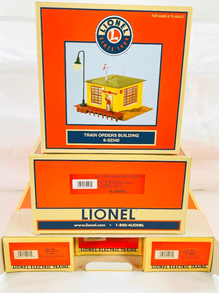 New Lionel O Gauge U.S. Steel Slag Car 3 pack #6 - 39443 - Train Orders Building - 1994 TTOS Set (1 of 4)