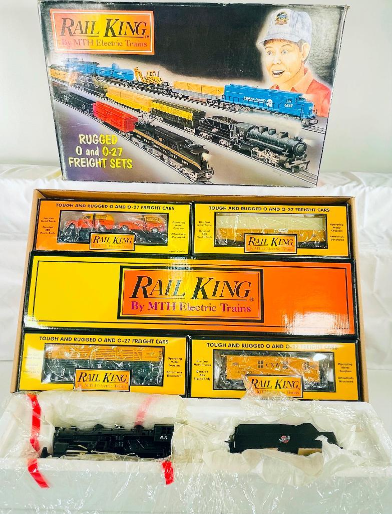 MTH Rail King O Gauge Chicago Northwestern O-8-O Steam Loco and Tender Freight Set (1 of 8)