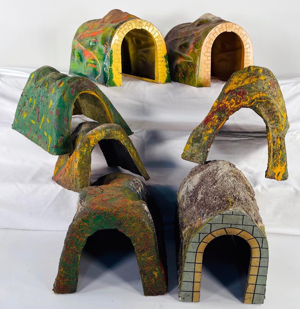 Lionel Prewar Metal Tunnel X2 And Four (4) Assorted Papier Mache