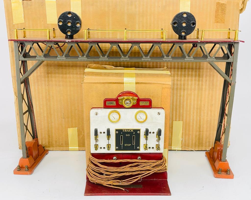 Lionel Prewar Standard Gauge 440 Position Light Signal Bridge Early Colors and 440C Panel Board (1 of 13)