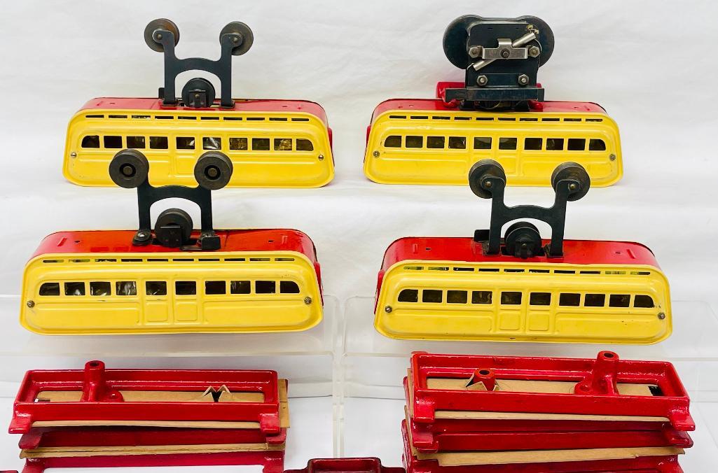 Leland Detroit Prewar 4-piece Monorail Set with Track and Stands (restored) (1 of 11)