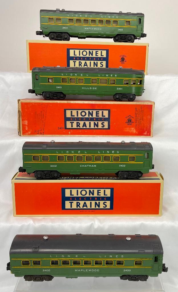Lionel Postwar O Gauge 2400 - 2401 - 2402 - 2400 Green/Gray Roof Passenger Cars (1 of 8)