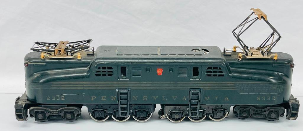 Lionel Postwar O Gauge 2332 Green GG1 Electric: Lionel Postwar O Gauge 2332 Green GG1 Electric, in C6 minus - needs cleaning- and with light striping.
