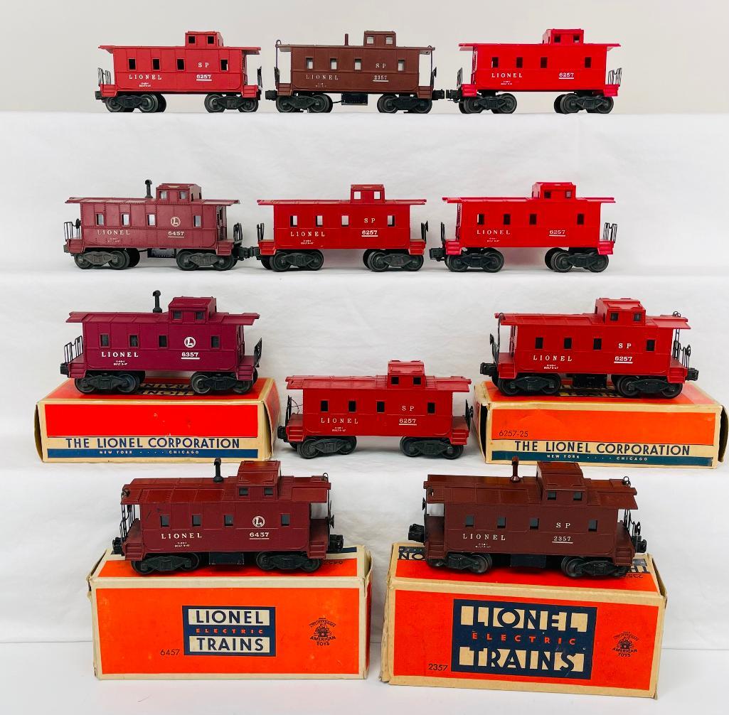 Lionel Postwar O Gauge Eleven (11) Assorted Cabooses (1 of 11)