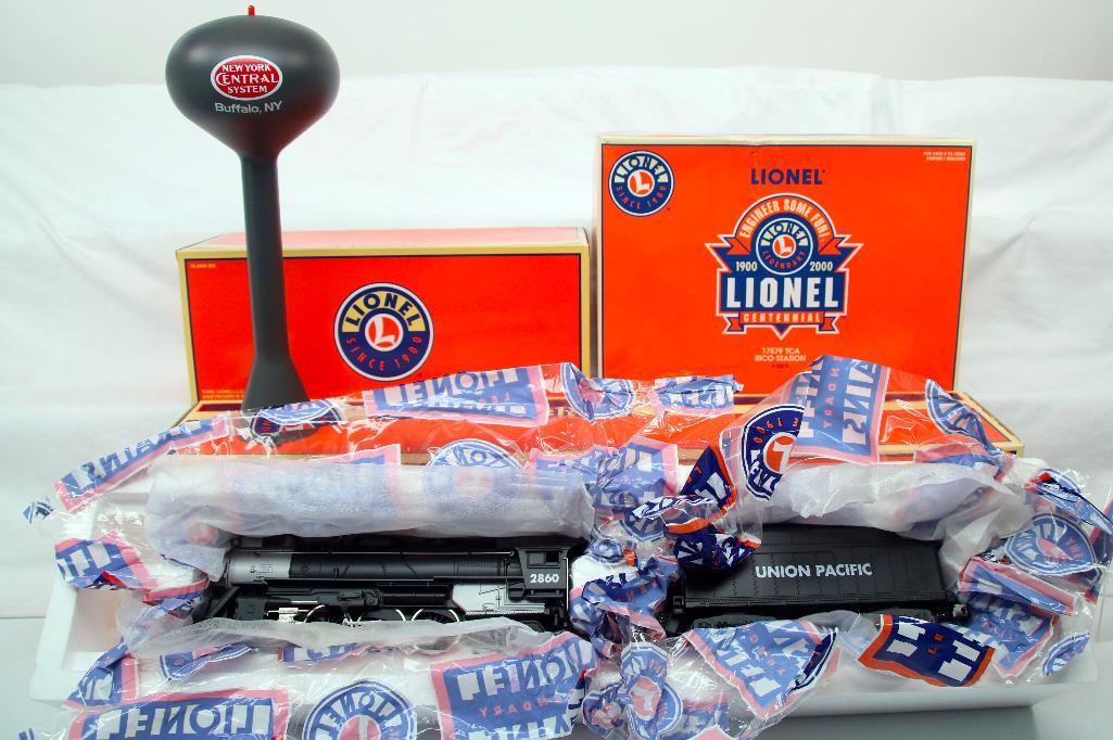 New Lionel O Gauge 4 - 6 - 2 Pacific Union Pacific Command - LCCA 2008 NYC Water Tower (1 of 7)