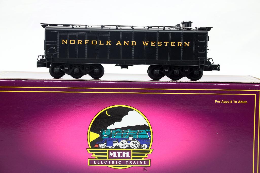 MTH O Gauge Norfolk and Western Diecast Auxiliary Water Tender (1 of 7)