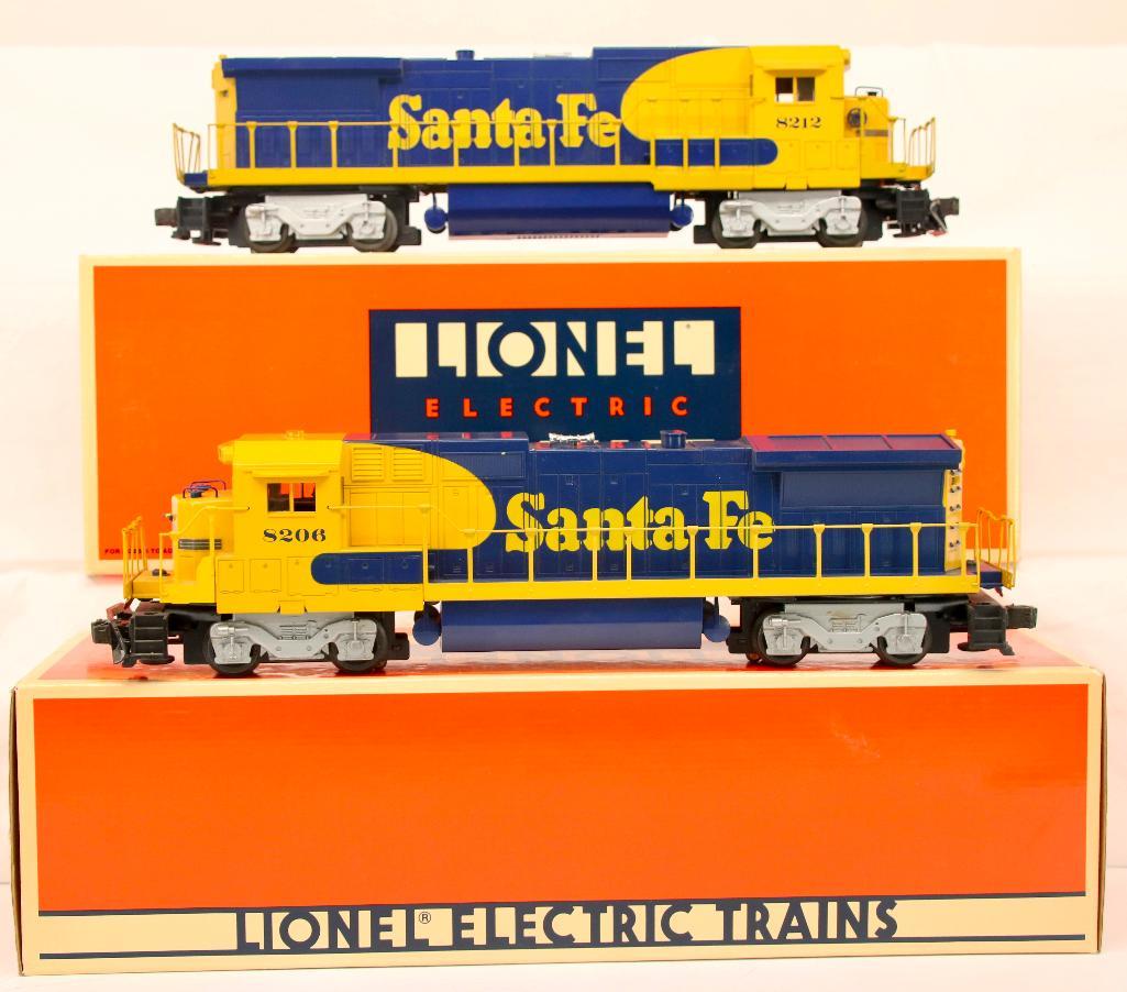New Lionel O Gauge Santa Fe Dash 8 40 - B Diesel Engine and Santa Fe - 840-B Diesel Engine: New Lionel O Gauge Santa Fe Dash 8 40 - B Diesel Engine and Santa Fe Dash 8 40 - B Diesel Engine, including Santa Fe Dash 8 40 - B #6 - 18212 and Santa Fe Dash 8 40 - B Diesel Locomotive #6 - 18206, e