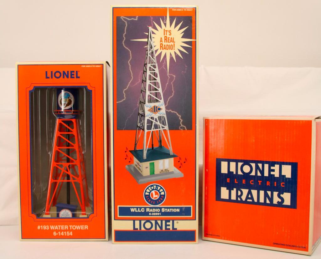 New Lionel O Gauge Three (3) Assorted Accessories (1 of 9)