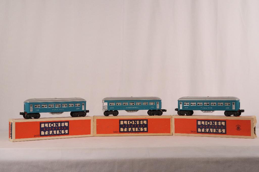 Lionel Postwar 2430 - 2431- 2430: Lionel Postwar 2430 - 2431- 2430, in C7 or better overall condition with original boxes for the 2430 and 2431, but the 2430 has missing end flap.