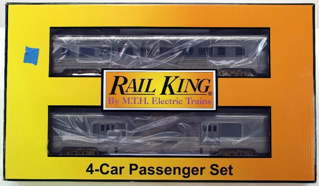 MTH Rail King O Gauge Santa Fe 4 -Car 60 foot Streamlined Passenger Set (1 of 3)