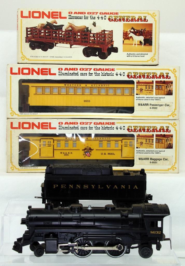 Modern Lionel W & ARR Horse Car/Baggage Cars/Passenger Cars/8632 Loco and Pennsylvania Tender: Modern Lionel W & ARR Horse Car/Baggage Cars/Passenger Cars/8632 Loco and Pennsylvania Tender, in C7 to C8 overall condition and in original boxes for the Horse Car/Baggage Car and Passenger Car.