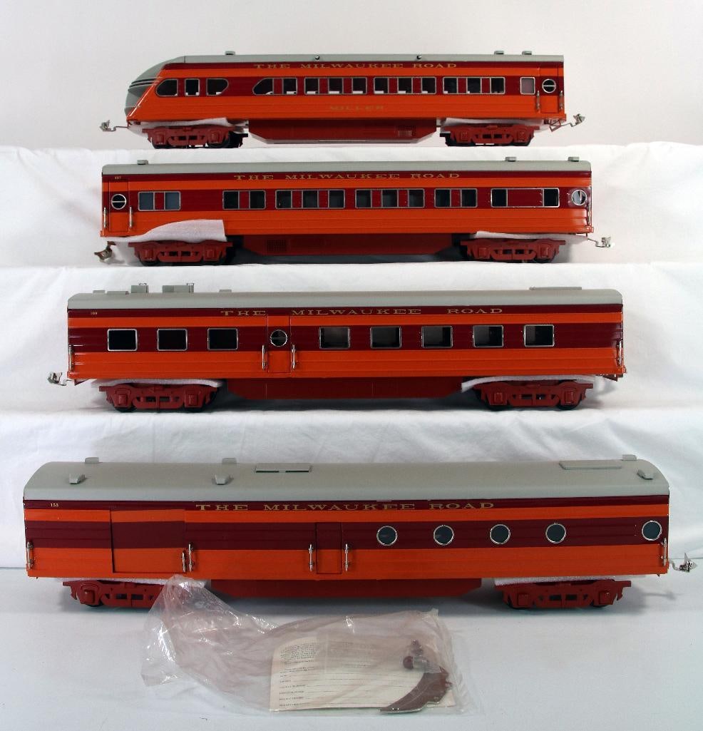 Modern Lionel Standard Gauge Four (4) Car Hiawatha Passenger Car Set (1 of 9)