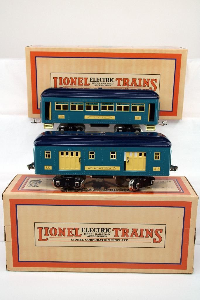 Modern Lionel Standard Gauge 332 Jersey Central Baggage Car and 339 Jersey Central Coach Car (1 of 12)
