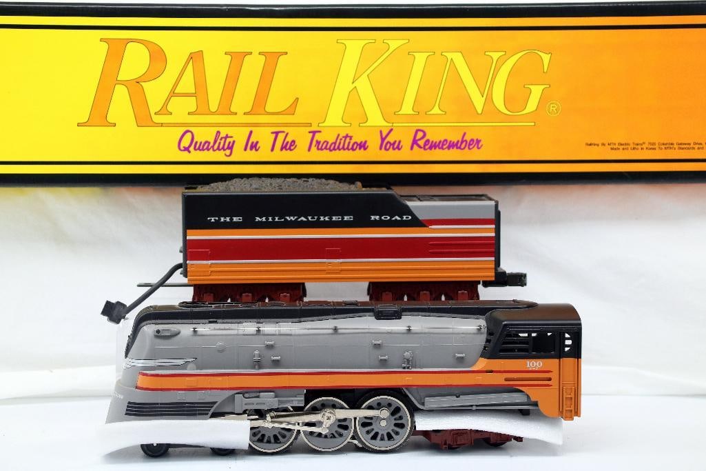 MTH O Gauge Milwaukee Road Hiawatha Hudson Steam Loco and Tender (1 of 11)