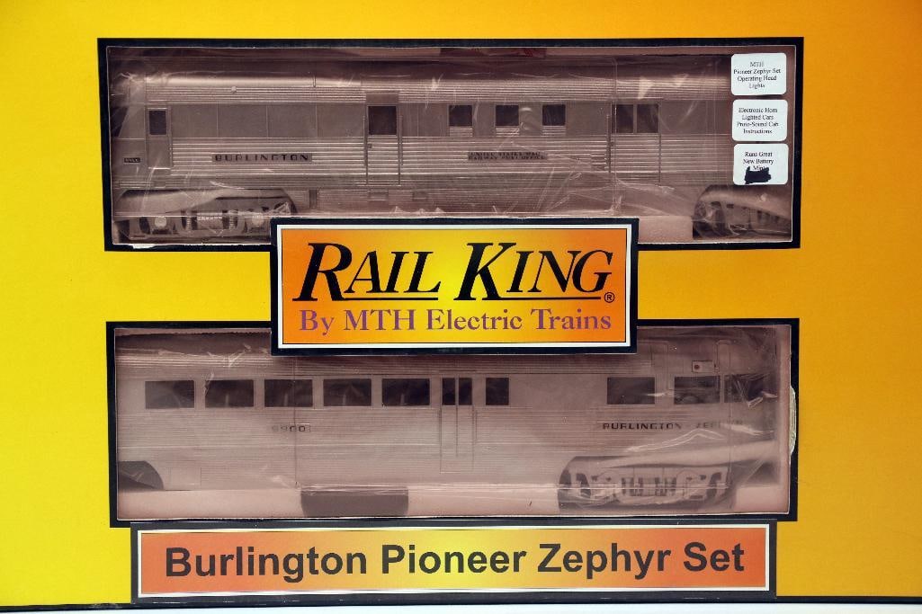 MTH O Gauge Burlington Pioneer Zephyr Passenger Set (1 of 6)