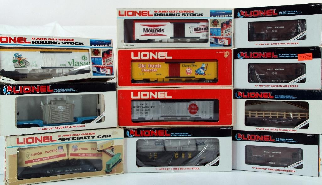 Modern Lionel O Gauge Eleven (11) Assorted Freight Cars (1 of 7)