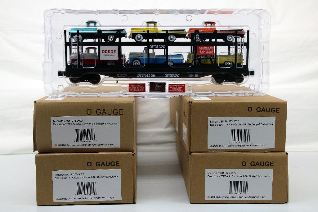 Menard O Gauge TTX Auto Carrier with 6 Dodge Swept Sides X4 (1 of 5)