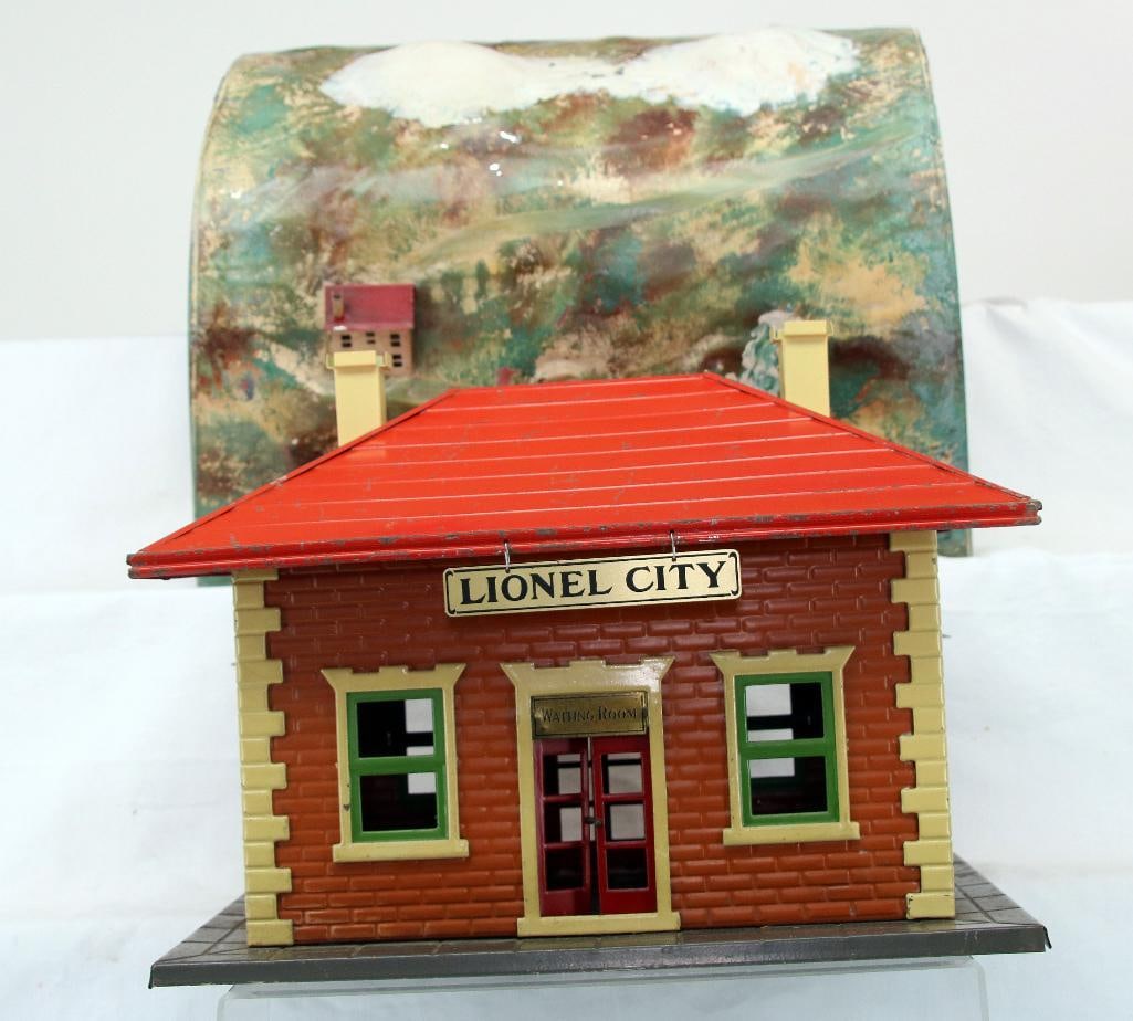Lionel Prewar Standard Gauge #124 Lionel City Station and #120 Mountain Tunnel Metal (1 of 14)