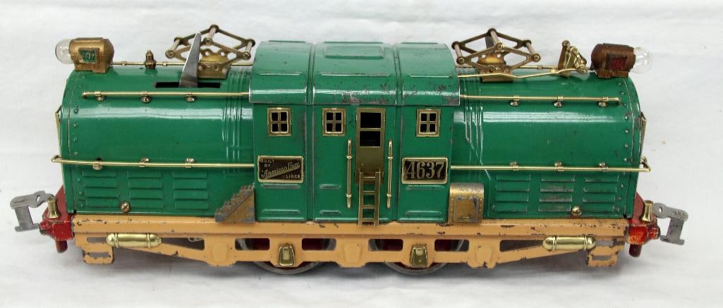 American Flyer Prewar Wide Gauge 4637 Pocahontas Engine: American Flyer Prewar Wide Gauge 4637 Pocahontas Engine, in C6 overall condition. The Loco runs and is operational.