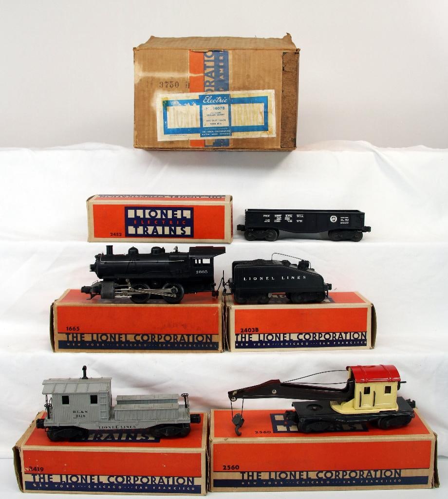 Lionel Postwar No. 1407B Switcher Freight Set (1 of 13)