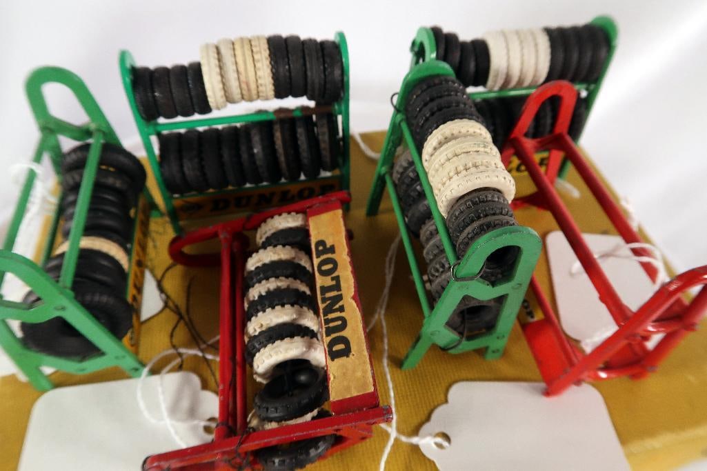 Dinky Toys 786 Tire Rack Trade Pack, with 786 Tire Rack with Tires X6 (1 of 20)