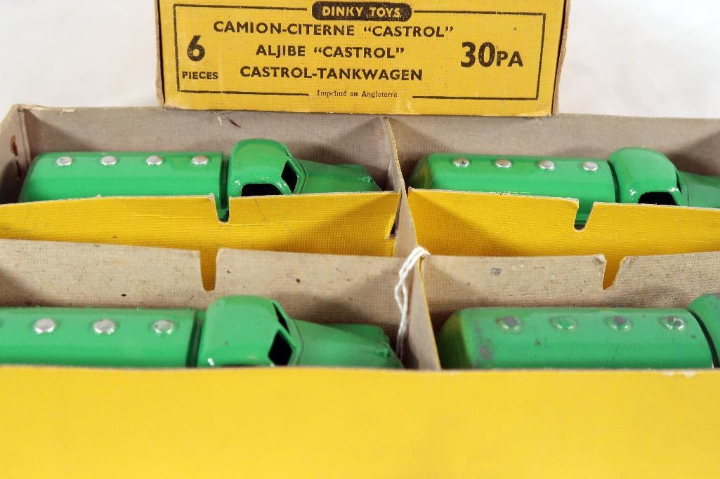 Dinky Toys 30PA Trade Pack of Castrol - Tank Wagon with 30pa Castrol Tanker X4 (1 of 14)