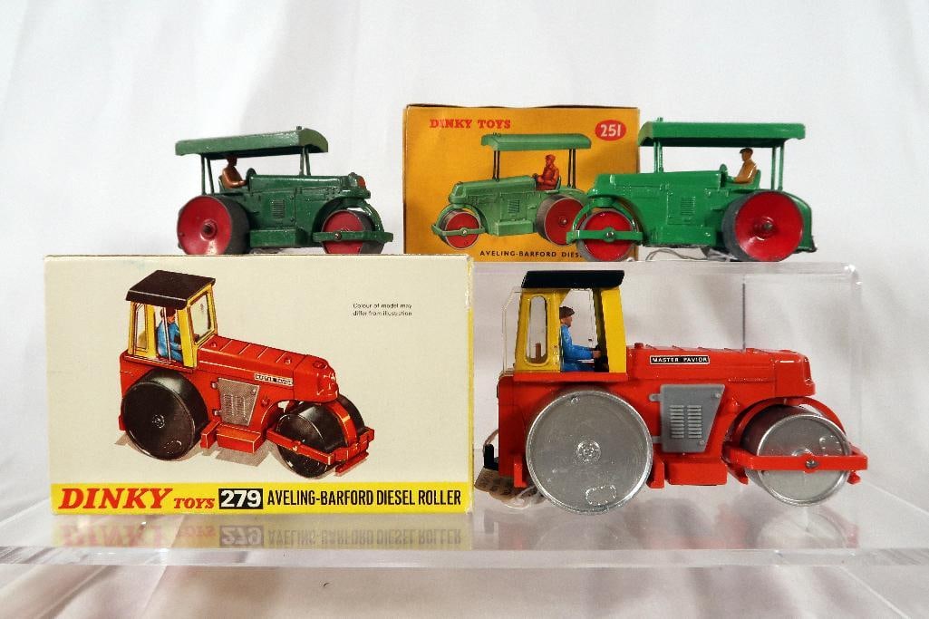 Dinky Toys 279 Diesel Roller/251 Havoline Barfordd Diesel Roller/25p Diesel Roller: Dinky Toys 279 Diesel Roller/251 Havoline Barfordd Diesel Roller/25p Diesel Roller, with the 279 in C8/C9 with its original box that shows slight wear, the 25p Diesel Roller dark green in C7 and the 2